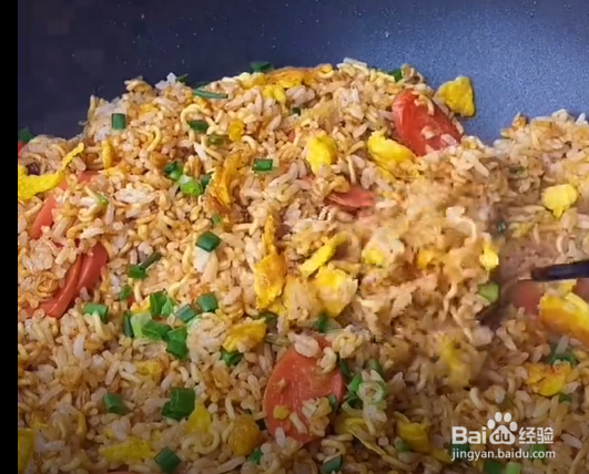 方便面鸡蛋炒饭的做法