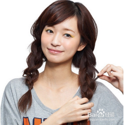 时尚甜美麻花马尾辫