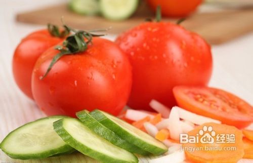 我的生活小窍门#西红柿黄瓜如何美白