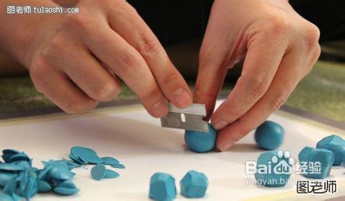 蓝松石粘土项链的制作方法