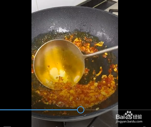 制作泡椒鱼香茄子的方法