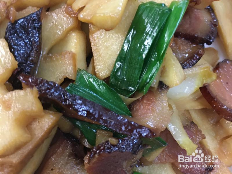 腊肉炒冬笋的做法
