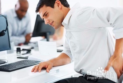 腰椎间盘突出症的主要原因