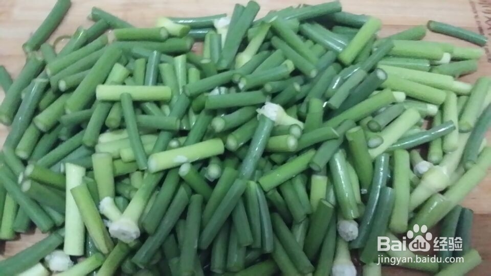 蒜台炒腊肉做法