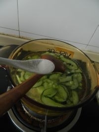 黄瓜鸡蛋汤详细做法