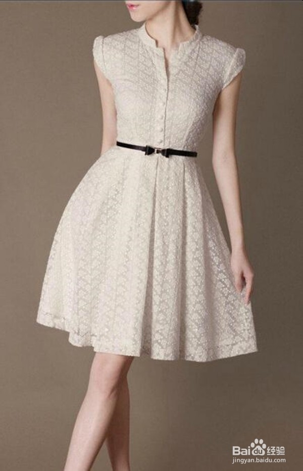 如何选搭优雅、清爽的夏季女装