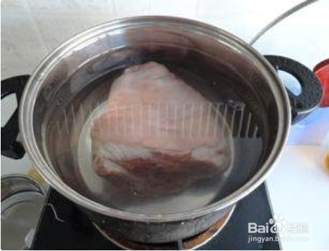 制作冰糖肘子