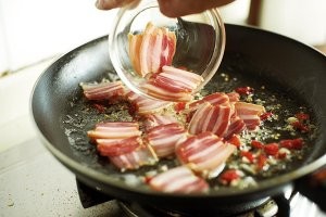 教你怎么做芦蒿炒腊肉