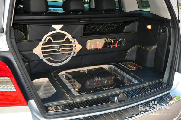 音乐派的逍遥宫 奔驰改装音响