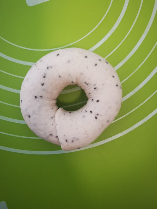 超低卡减脂!全麦奇亚籽贝果