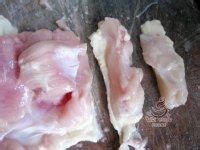 怎么做香酥鸡柳蛋清卷饼