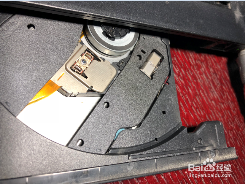 如何使用电脑查看光盘里的内容