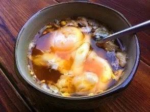 红糖煮鸡蛋有什么功效红糖煮鸡蛋的作用好处
