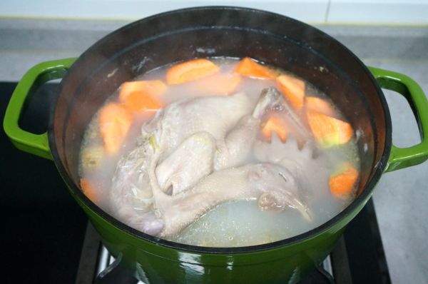 胡萝卜鸡汤&酸辣鸡块