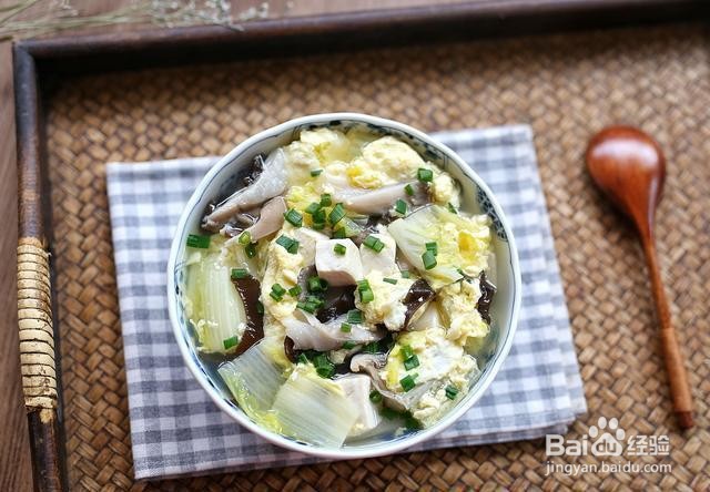 家庭自制豆腐蔬菜蛋花汤