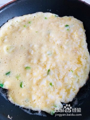 剩米饭的一百种吃法之米饭鸡蛋饼