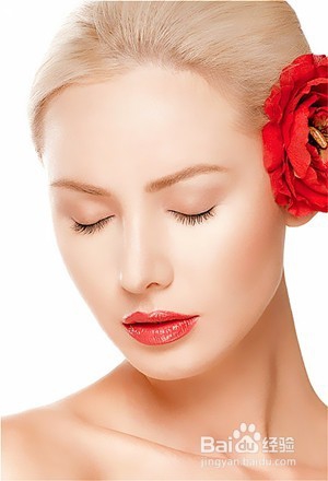 “唇部”化妆技巧与修饰、拥有娇俏魅丽妆容