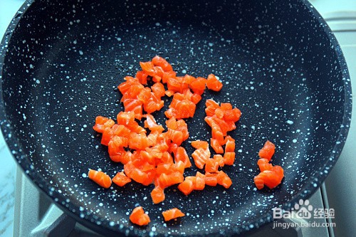 番茄三文鱼蝴蝶面怎么做