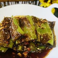 如何烹饪虎皮尖椒？