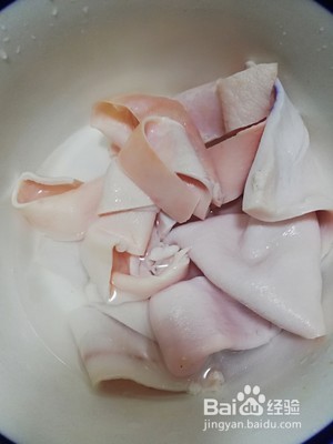 如何做香辣猪皮