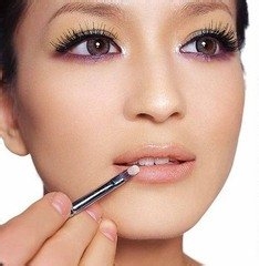 初学者学化简易淡妆 美妆轻松搞定