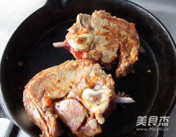 法式黑椒烤羔羊排