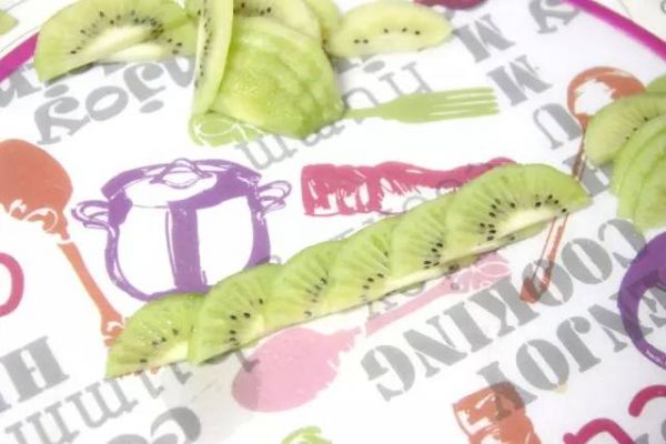 燕麦杯子水果捞