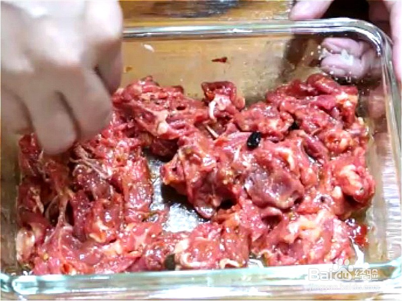 怎样做出家常菜系列之甜椒豆瓣酱牛肉