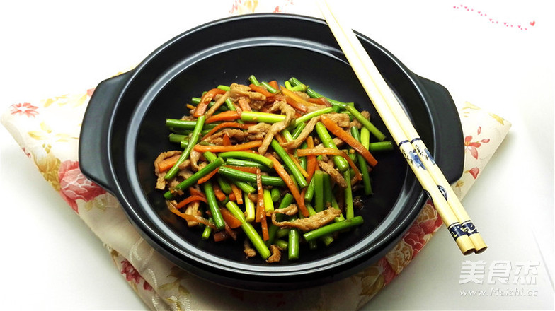 蒜苔炒肉的做法