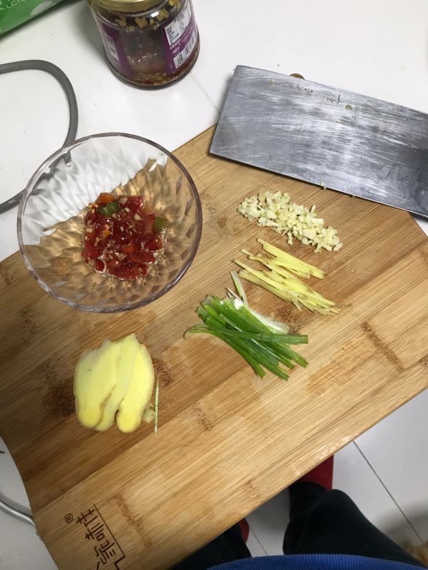 香辣清蒸龙利鱼
