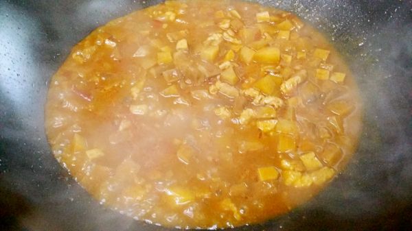 葱油蒜薹土豆肉