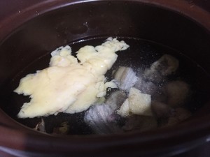 牛肝菌炖鸡的做法