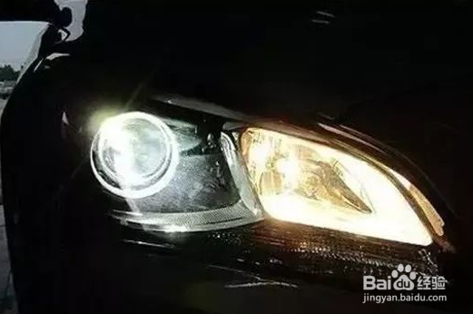 怎样解决大灯一边亮一边暗