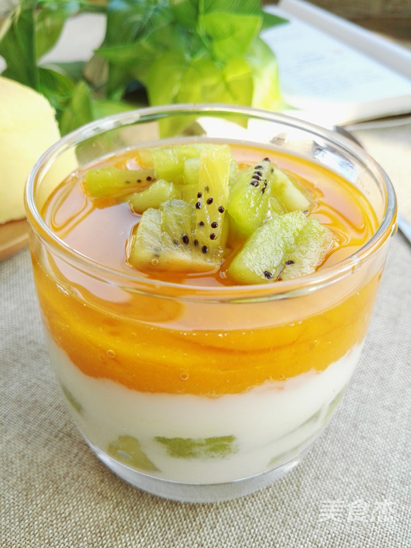 酸奶芒果杯的做法