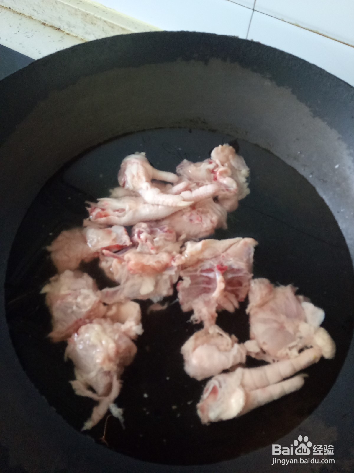 砂锅鸡子炖土豆