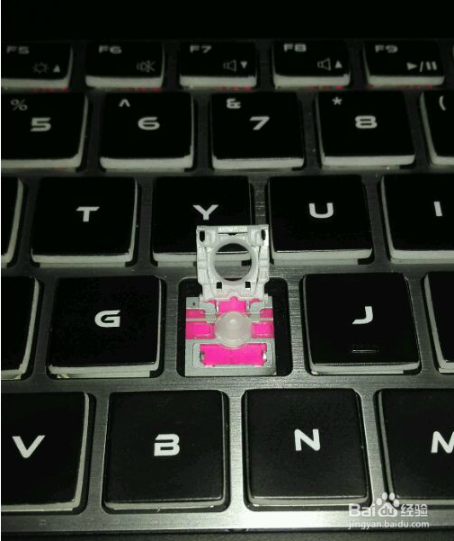 如何拆卸雷神911系列键盘换背光