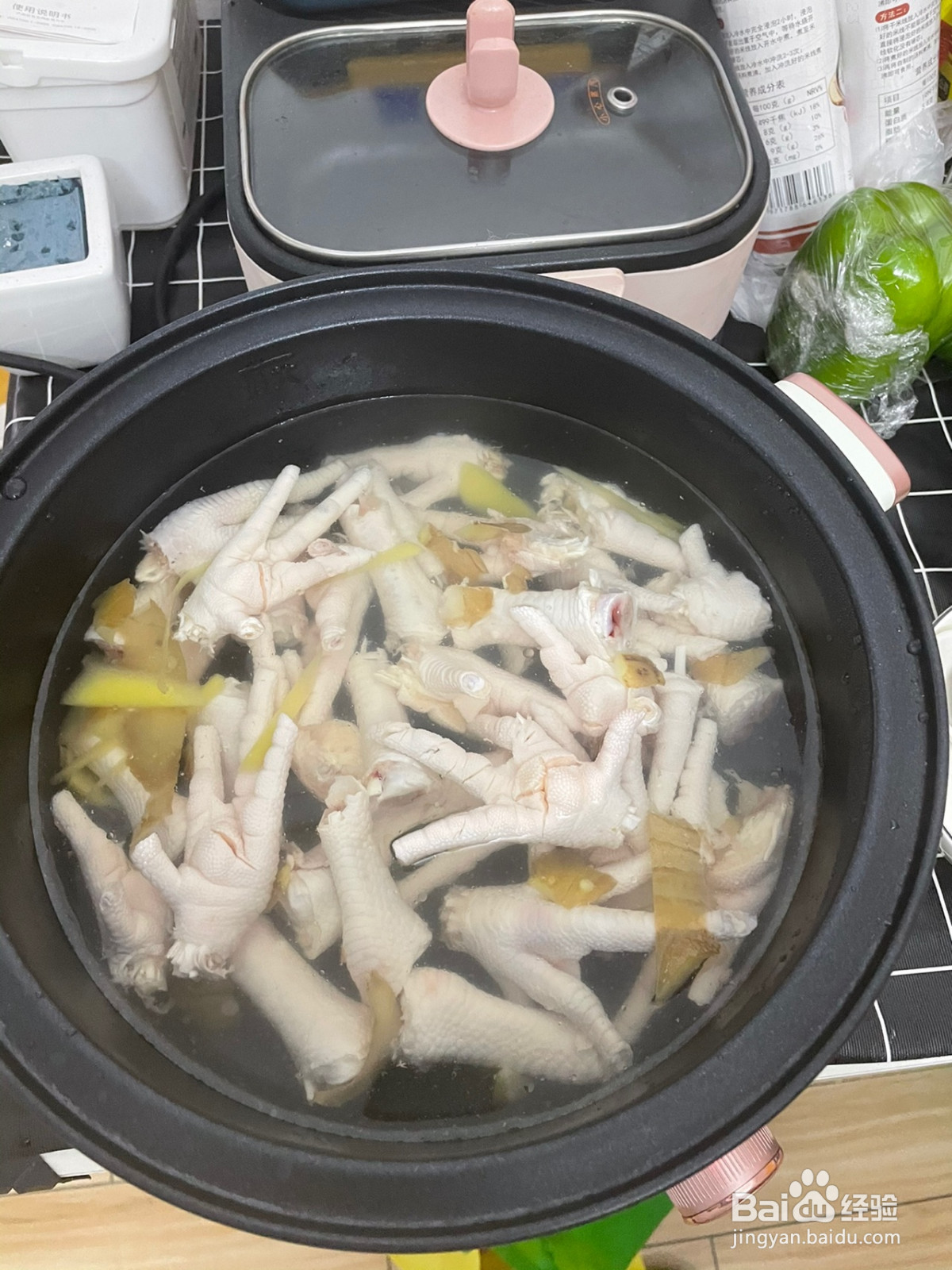柠檬泡脚鸡脚的做法
