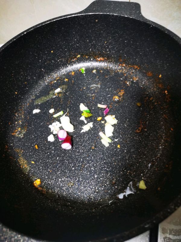 豆豉鲮鱼炒苦瓜