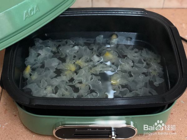 冰糖木瓜雪耳糖水