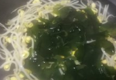 海带芽豆腐味噌汤的做法