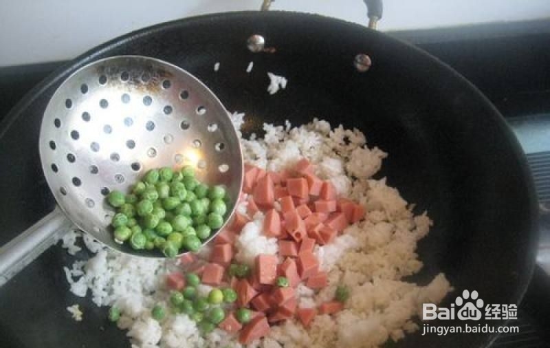 色香味俱全的扬州蛋炒饭