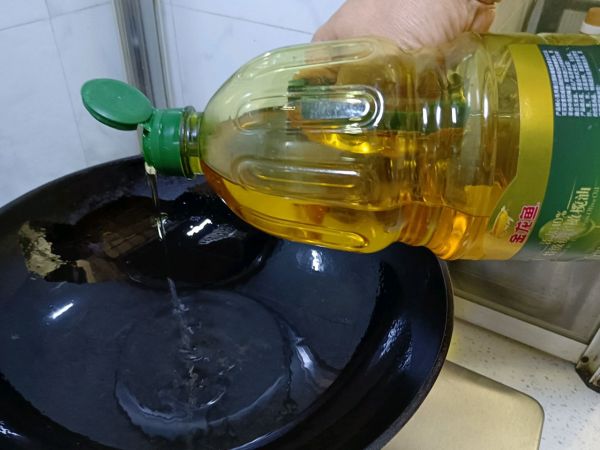 土豆蛤蜊肉疙瘩汤