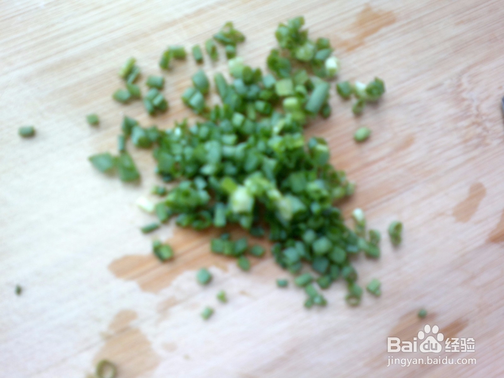 开春应季小菜清拌莴笋片的做法