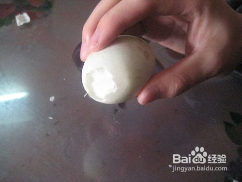 怎样剥鸭蛋外壳