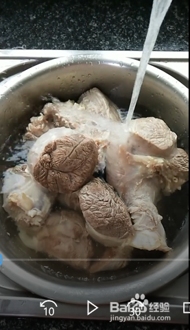 家庭版酱牛肉的做法