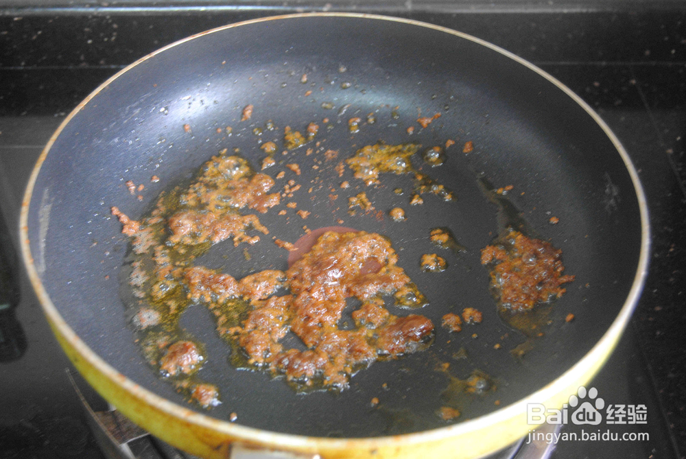 简单好吃的草菇肉酱面