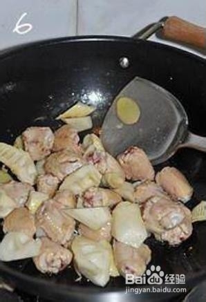 香气扑鼻、鲜嫩清甜的春笋三杯鸡