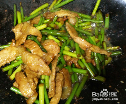 蒜苔炒肉的做法