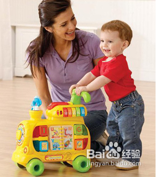 宝宝节日礼物也得过安检