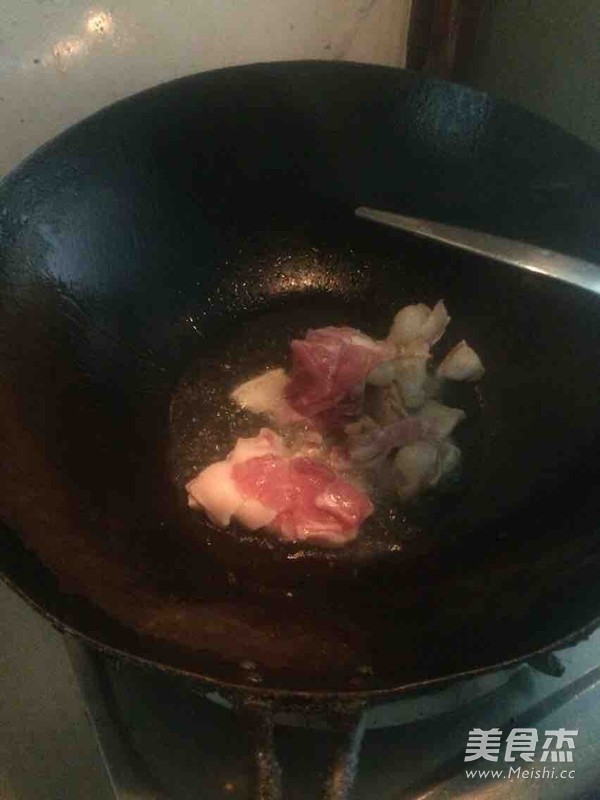 猪肉炒娃娃菜